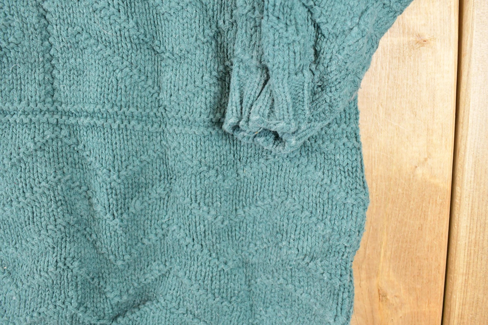 Vintage 1990s Eddie Bauer Cable Knit Turtleneck Sweater Womens L from propervintagecanada