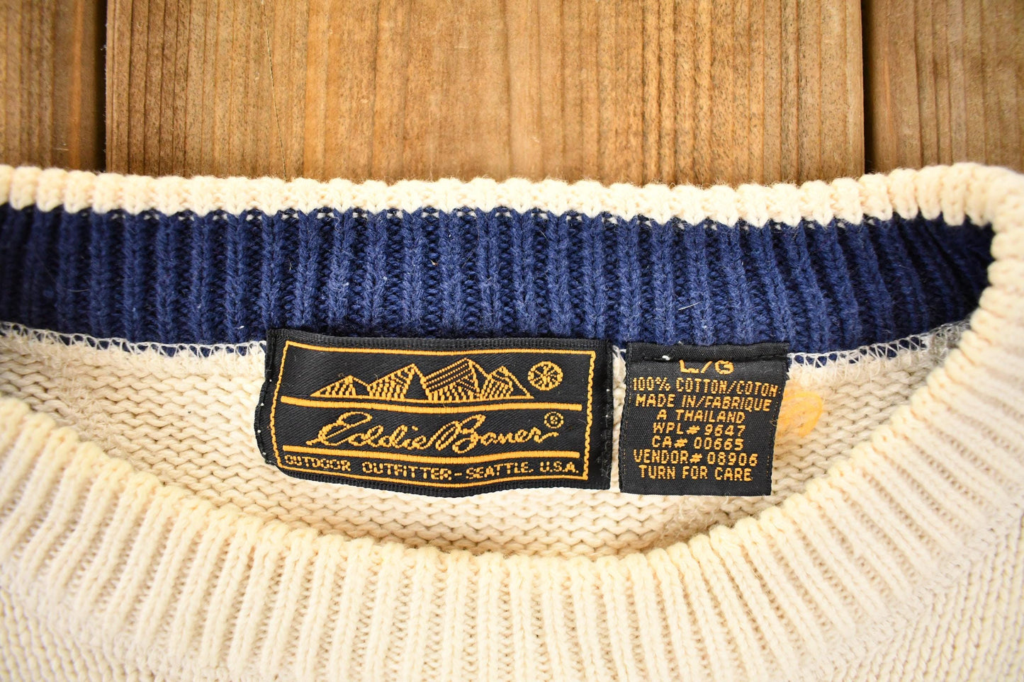Vintage 1990s Eddie Bauer Cream Chunky Knit Crewneck Sweater Mens L from propervintagecanada