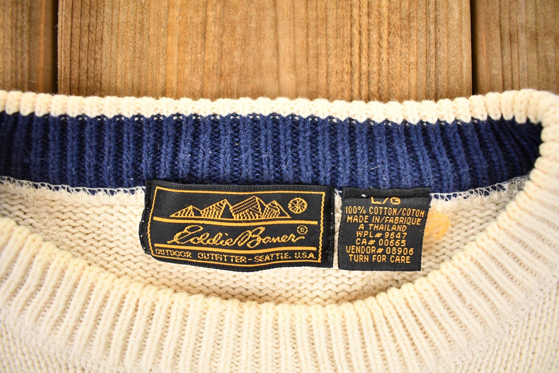 Vintage 1990s Eddie Bauer Cream Chunky Knit Crewneck Sweater Mens L from propervintagecanada