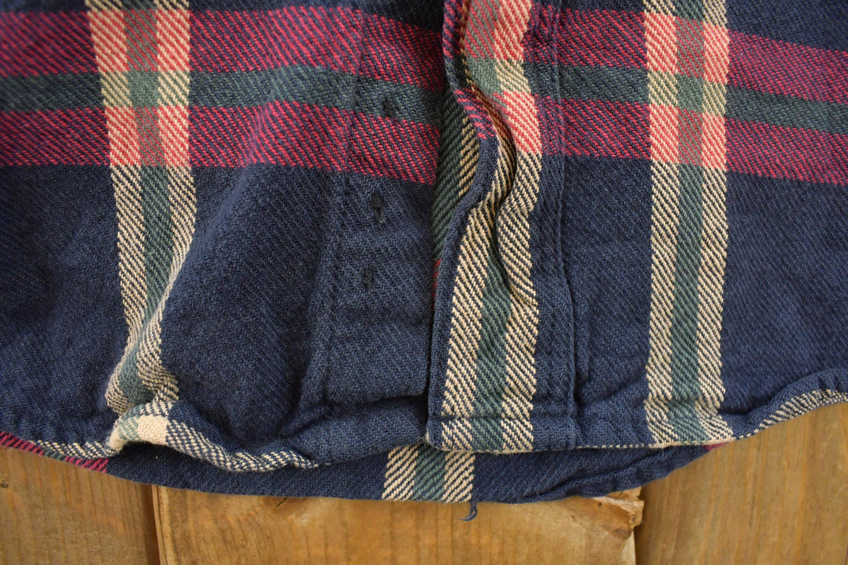 Vintage 1990s Eddie Bauer Plaid Flannel Button Up Shirt Men's XL / 90s Streetwear / Outdoorsman / Hiking / Layering Flannel / Americana from propervintagecanada