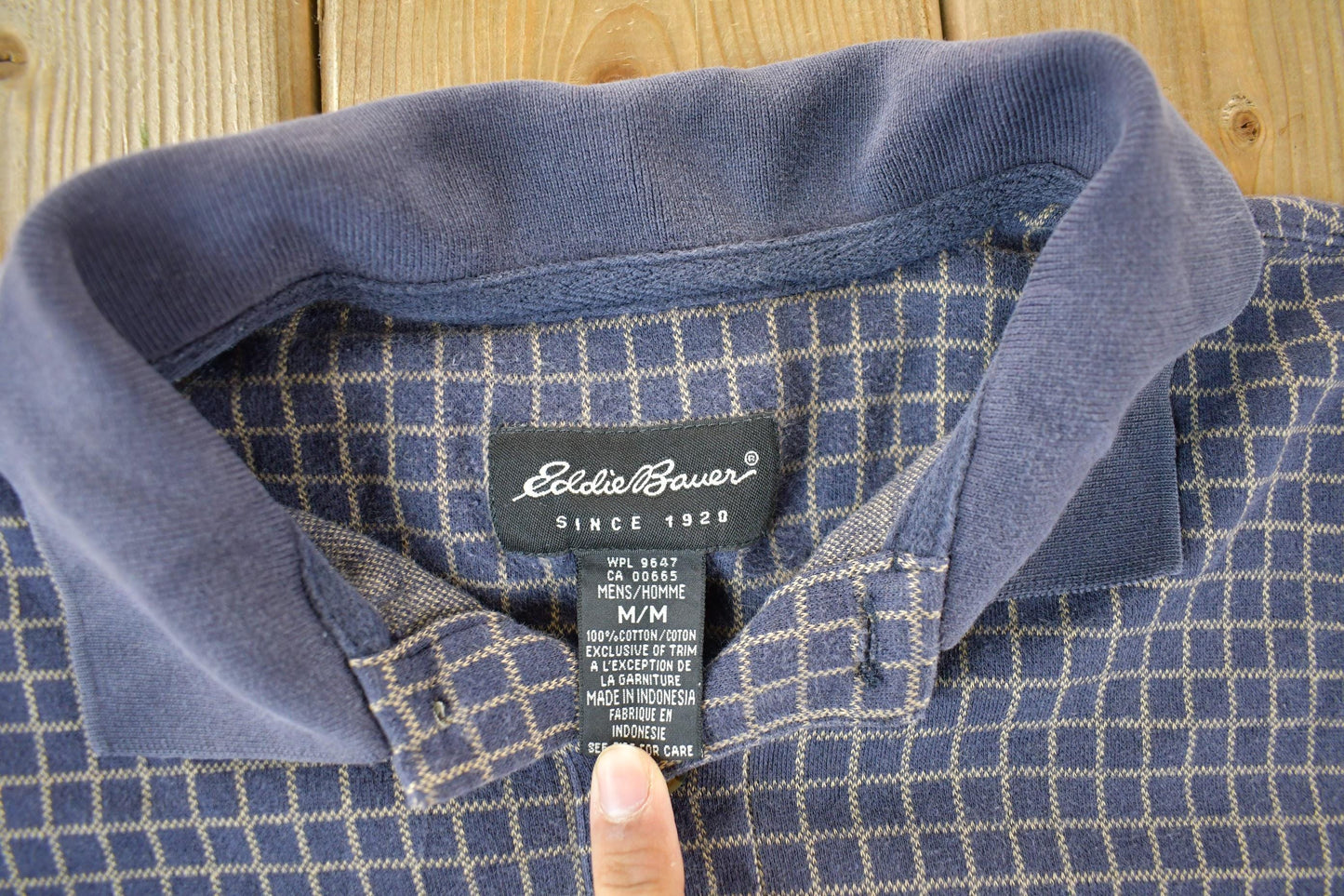 Vintage 1990s Eddie Bauer Rugby Collared Shirt Men's Medium from propervintagecanada
