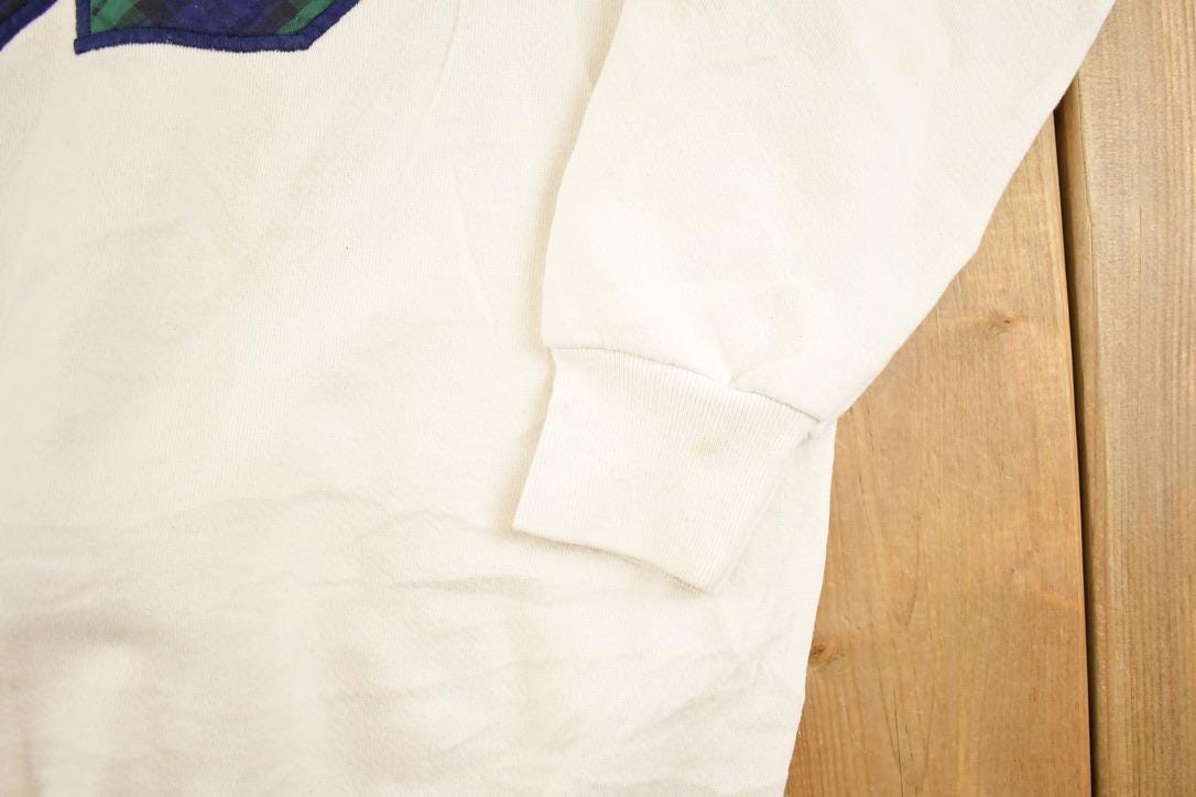 Vintage 1990s Elk Point Souvenir Crewneck Sweatshirt Men's L / 90's Tourist Vacation Embroidered Sweater from propervintagecanada