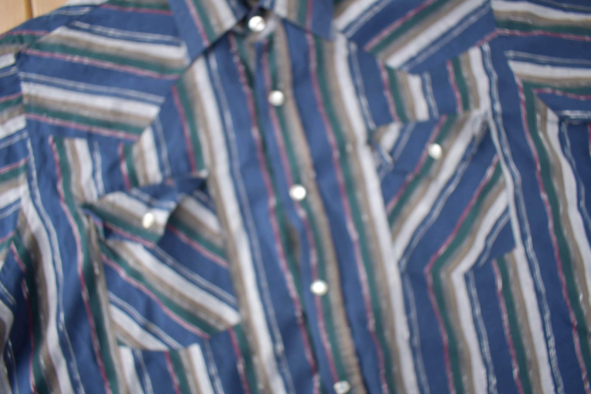 Vintage 1990s Ely Cattleman South Western Style Button Up Rodeo Shirt Men's L from propervintagecanada