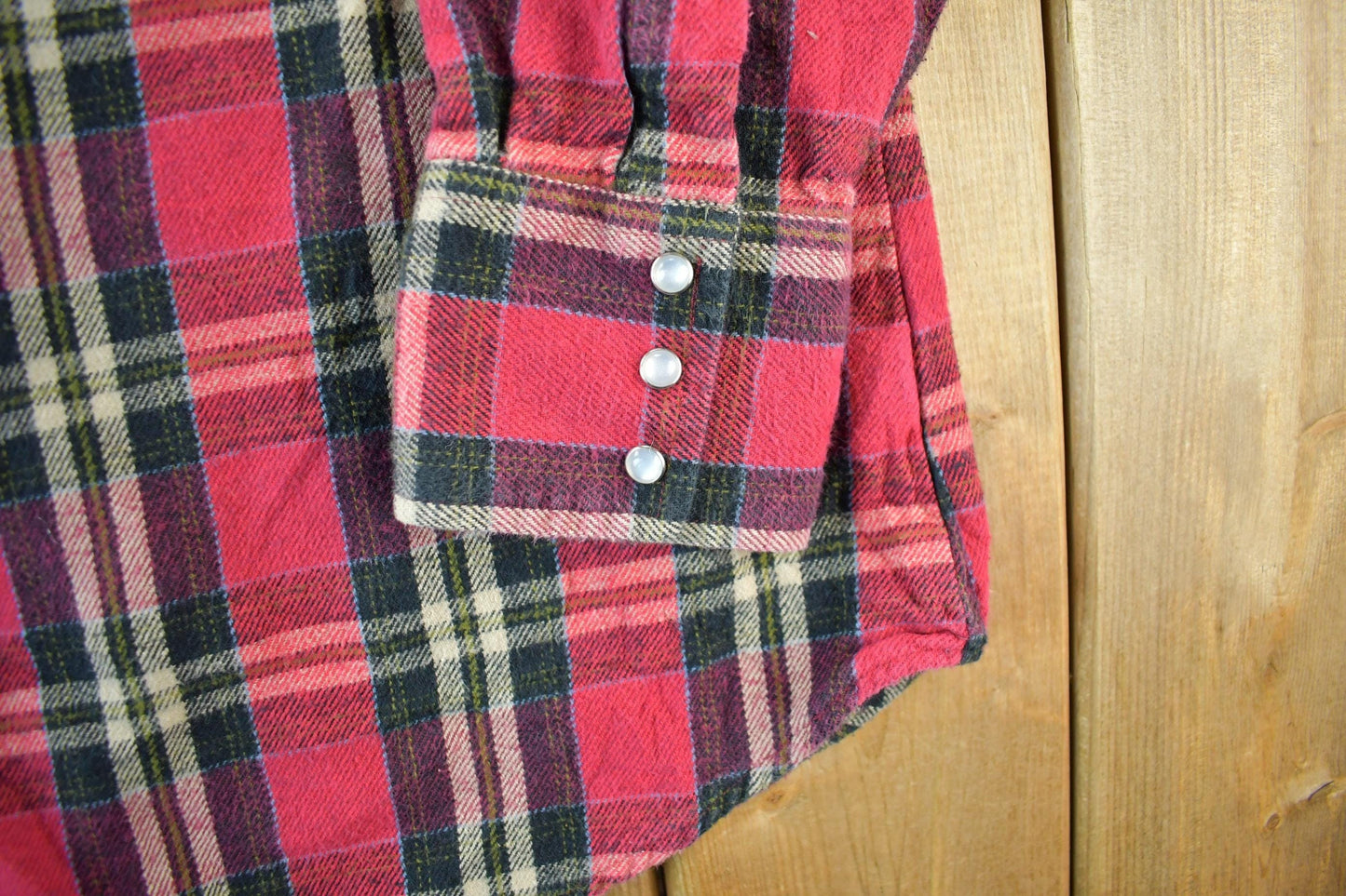 Vintage 1990s Ely Cattleman Western Flannel Pearl Snap Button Up Shirt Men's XL from propervintagecanada