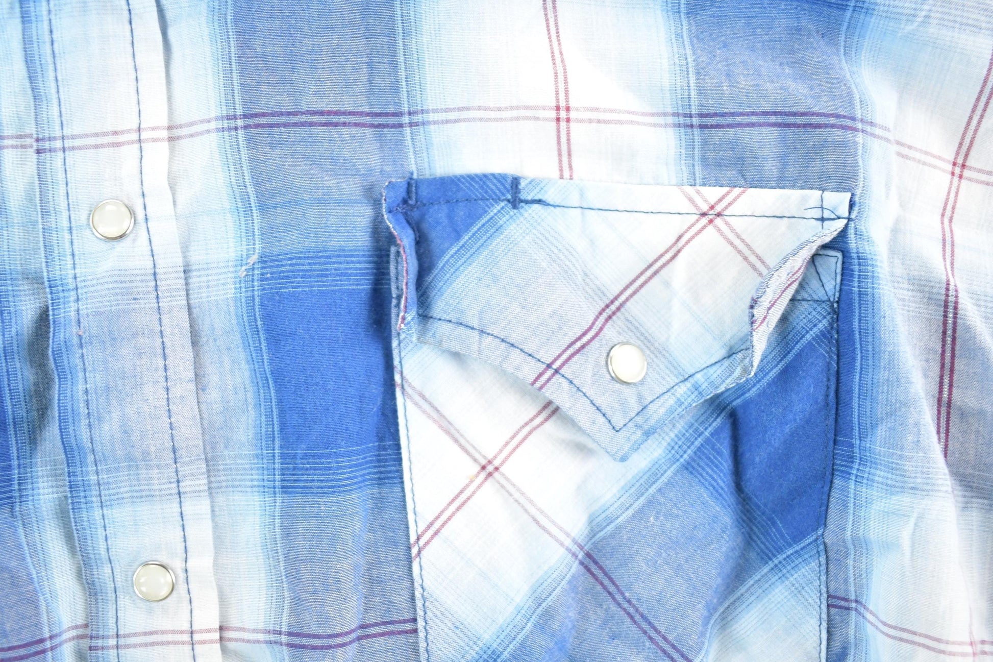 Vintage 1990s Ely Cattleman Western Style Button Up Mens XXL Tall from propervintagecanada