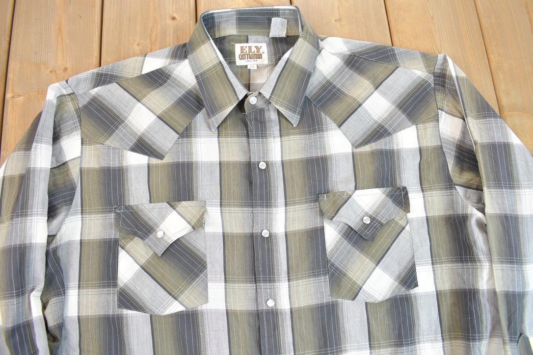 Vintage 1990s Ely Cattleman Western Style Pearl Snap Button Down Flannel Shirt Men's XL from propervintagecanada