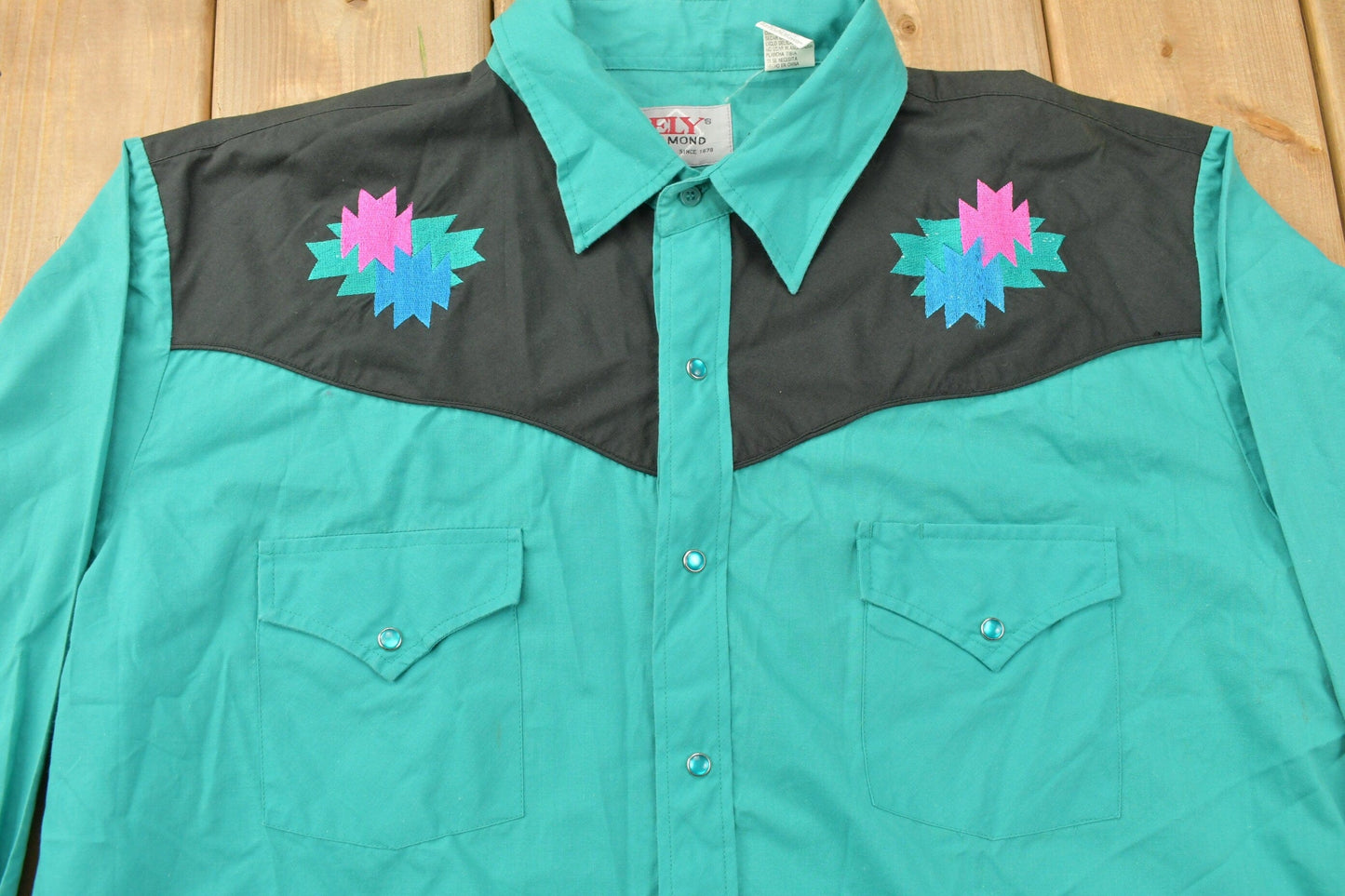 Vintage 1990s Ely Diamond Button Up Western Shirt Men's 2XL from propervintagecanada