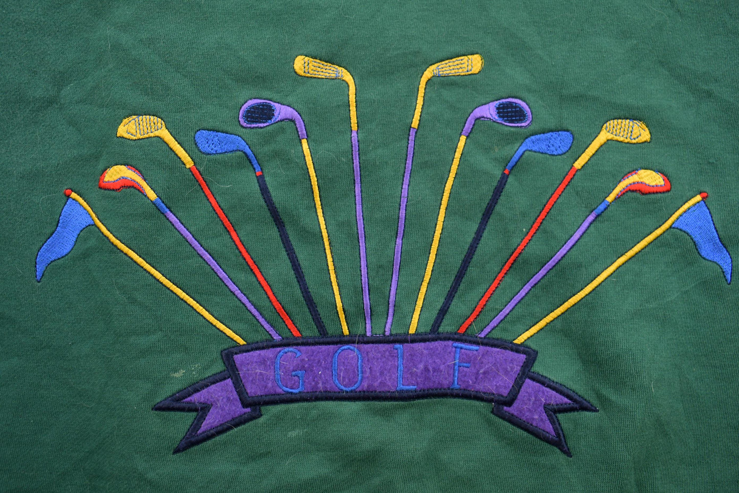 Vintage 1990s Embroidered Golf Club Crewneck Sweatshirt Men's M from propervintagecanada