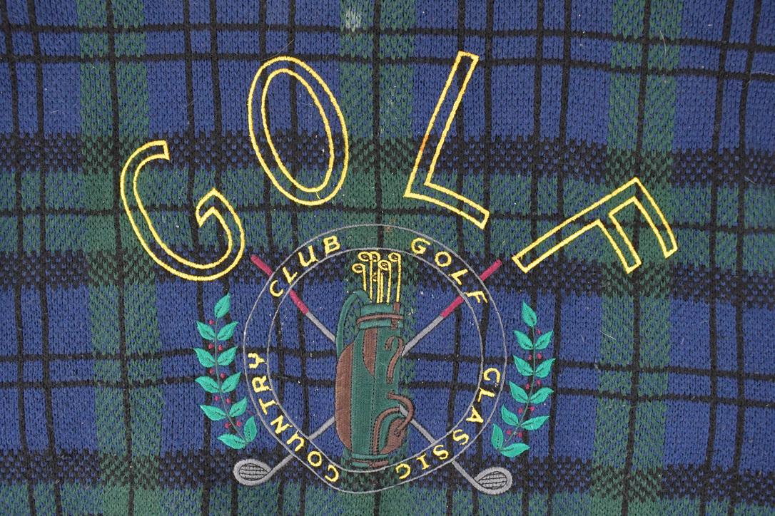 Vintage 1990s Embroidered Knit Golf Crewneck Sweater Mens L from propervintagecanada