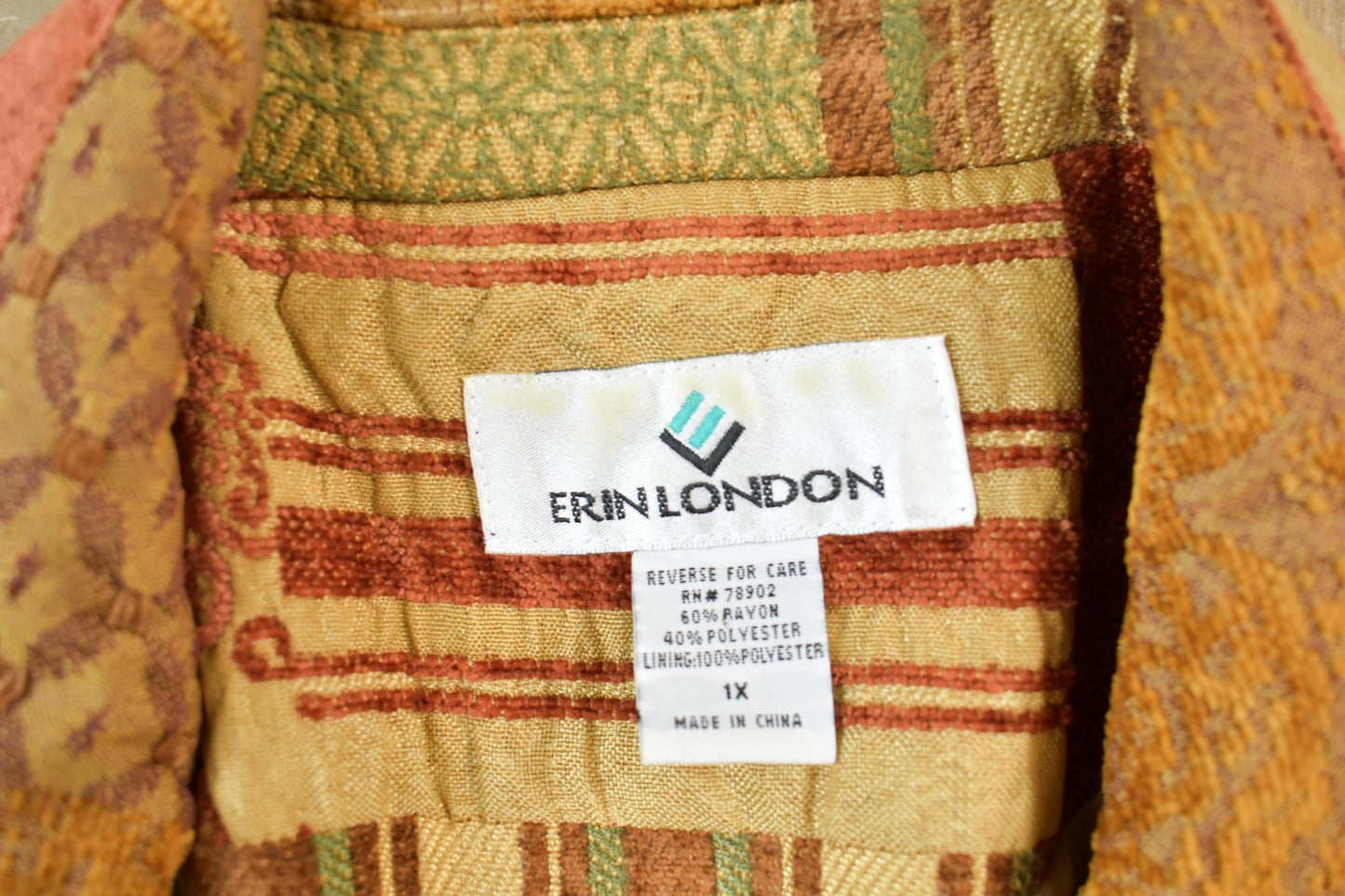 Vintage 1990s Erin London All Over Print Blazer Women's M-L from propervintagecanada