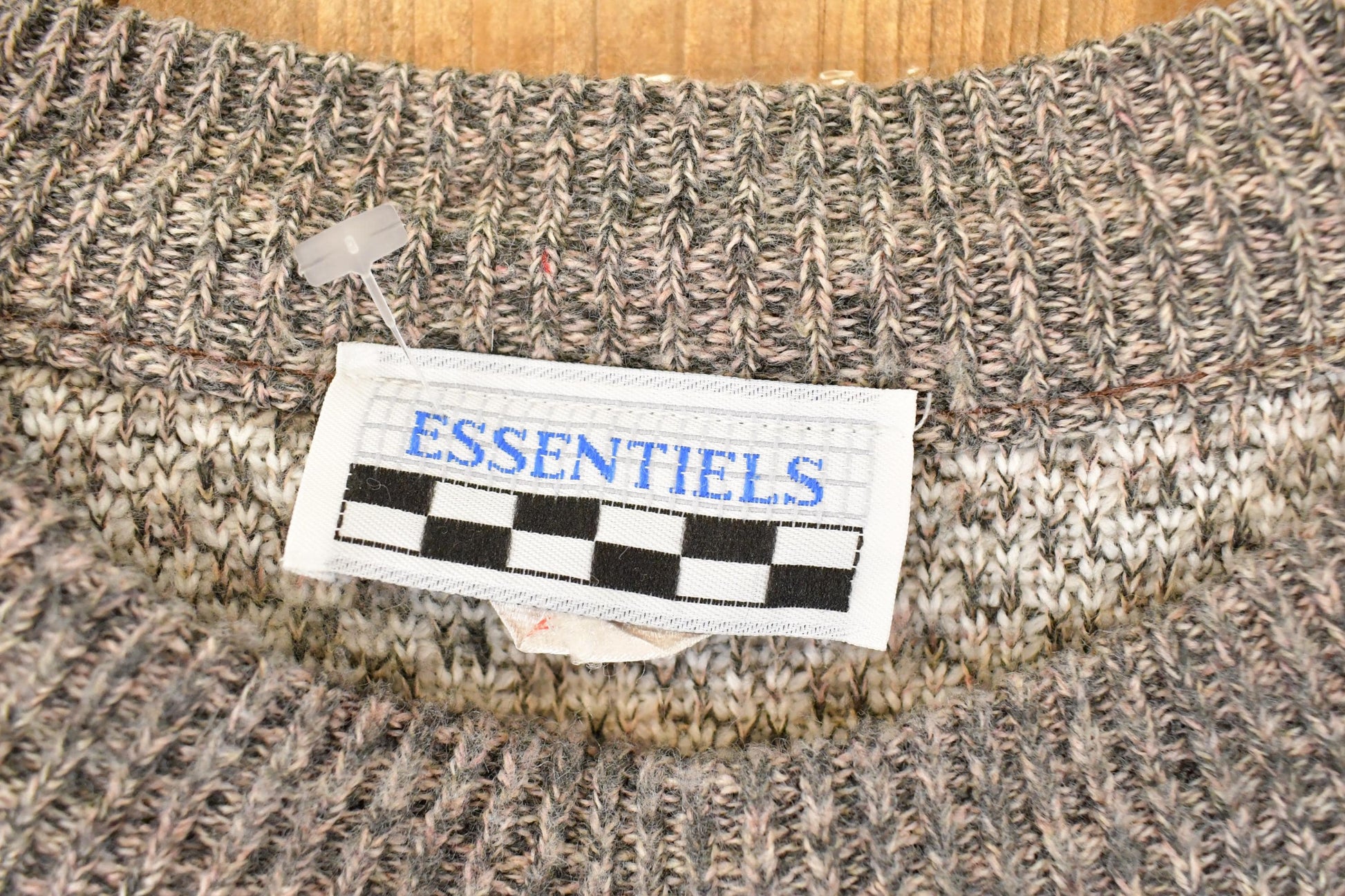 Vintage 1990s Essentiels Abstract Knit Crewneck Sweater Mens L from propervintagecanada