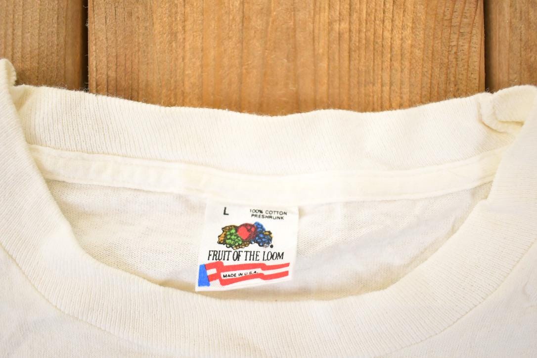 Vintage 1990s Excalibur Casino Las Vegas Souvenir Travel T-Shirt Men's M from propervintagecanada