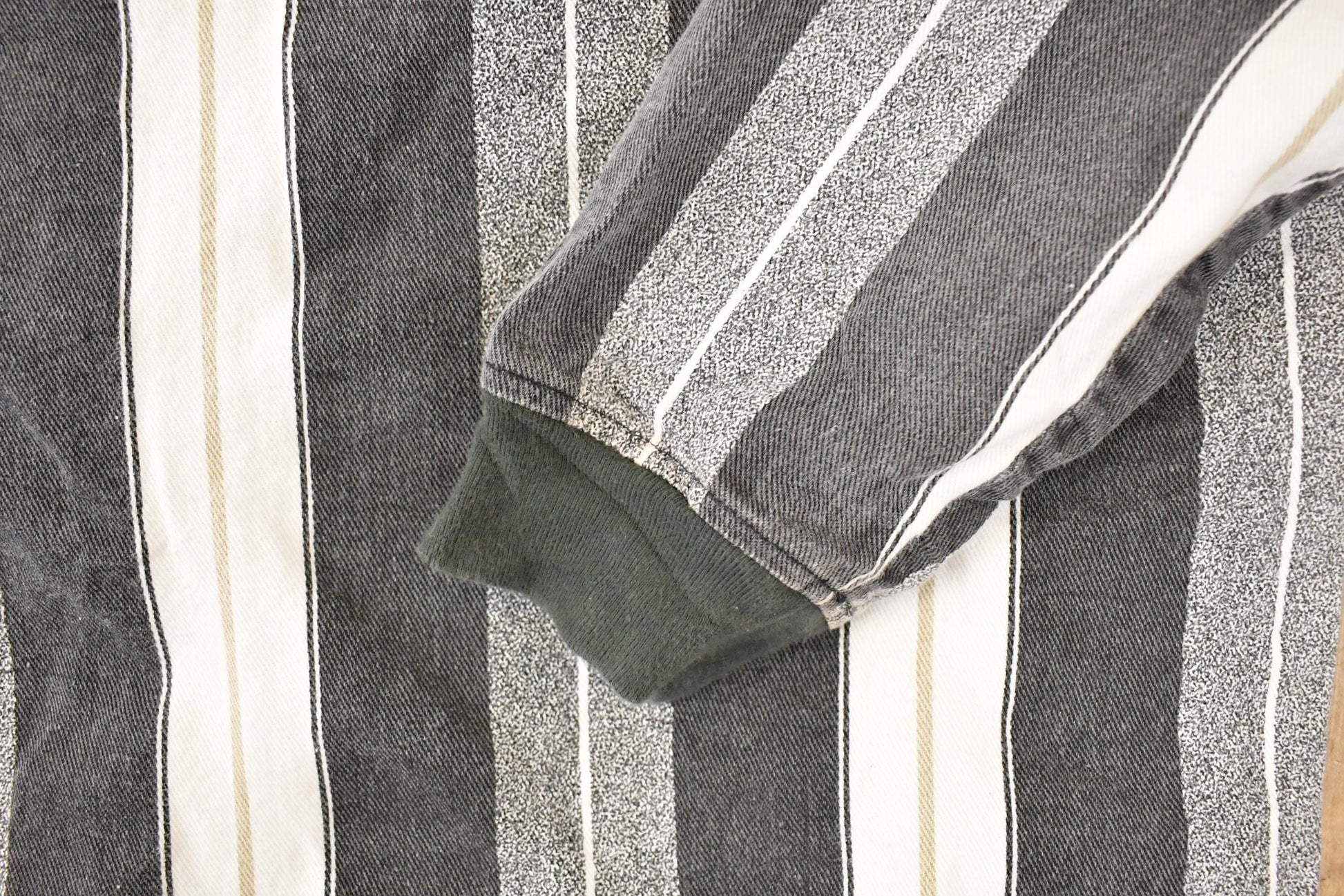 Vintage 1990s Faded Glory Horizontal Striped Button Up Shirt Mens L from propervintagecanada
