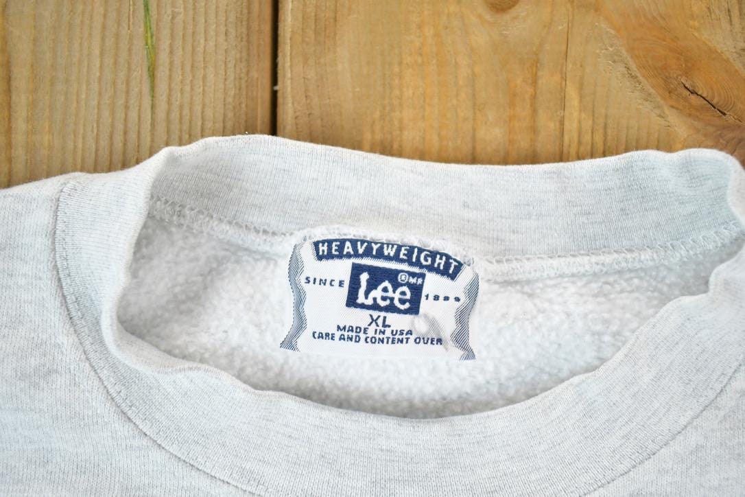 Vintage 1990s Ferrum Softball Souvenir Heavyweight Crewneck Sweatshirt Made In USA Men's XL from propervintagecanada