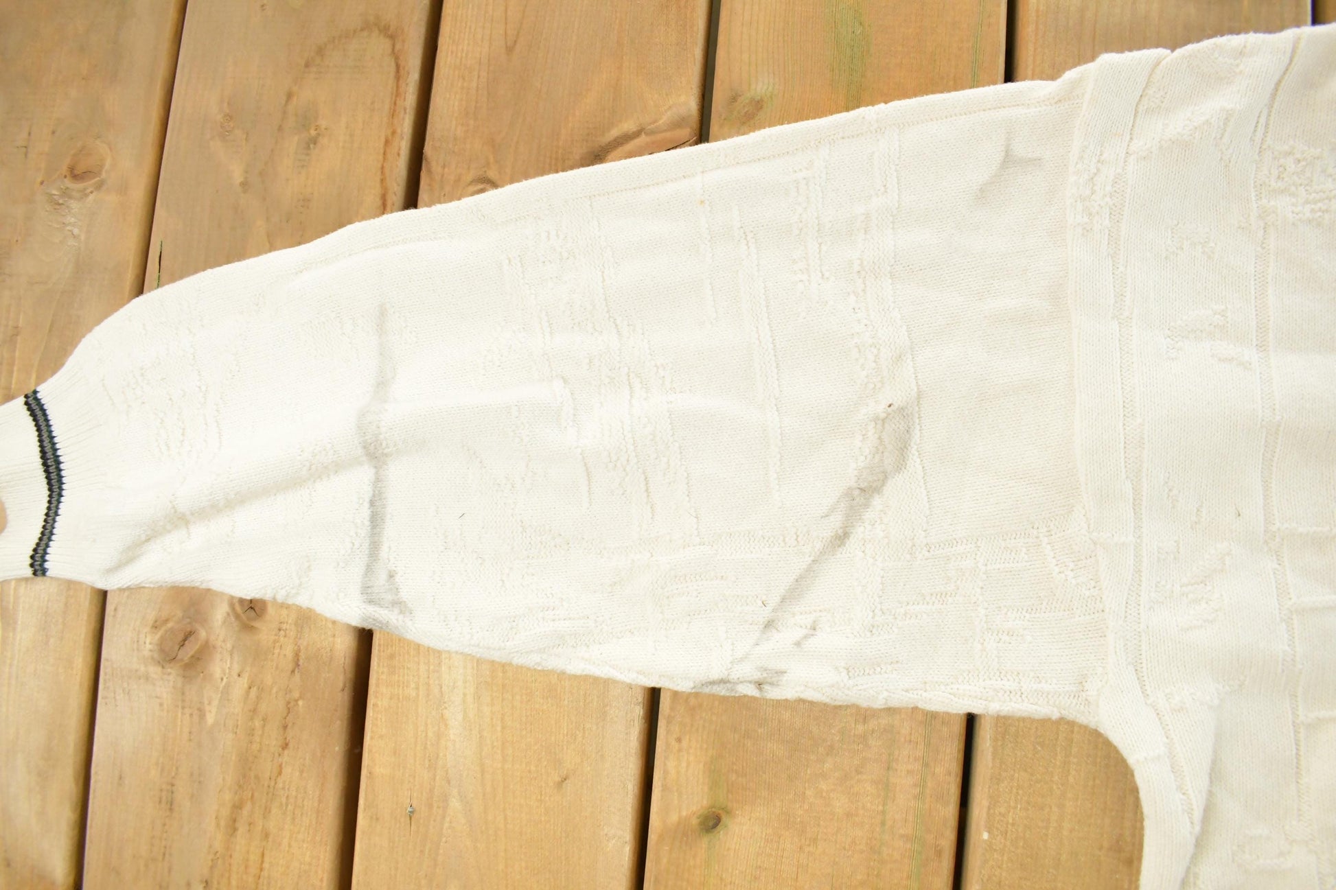 Vintage 1990s Fieldmaster Big Buck Deer Knit Crewneck Sweater Men's XL from propervintagecanada