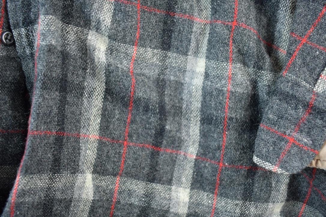 Vintage 1990s Fieldmaster Button Up Western Style Shirt Men's Large from propervintagecanada