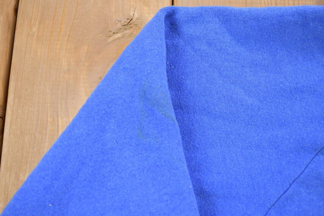 Vintage 1990s Fisher Flyers Crewneck Men's Small from propervintagecanada