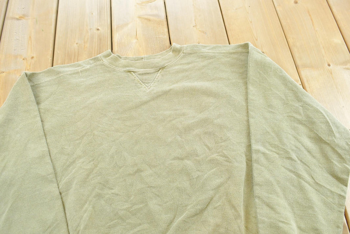 Vintage 1990s Flash Collection Avanti Blank Green Crewneck Sweatshirt Men's M from propervintagecanada