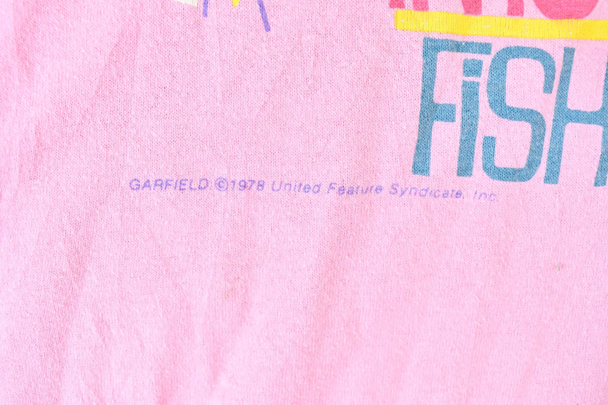 Vintage 1990s Flirts Pices Zodiac Sign Garfield Graphic T-Shirt Men's XL from propervintagecanada