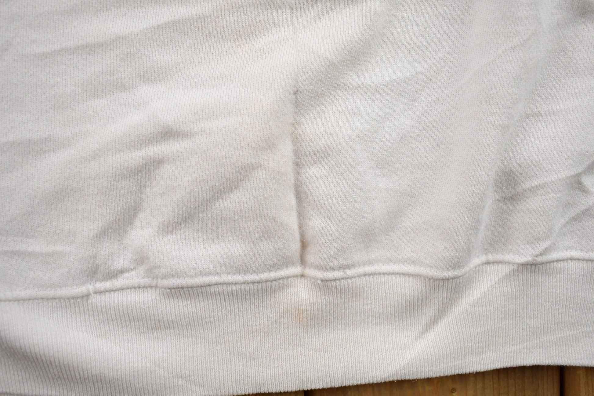 Vintage 1990s Floral Collared Crewneck Sweater Women's M from propervintagecanada