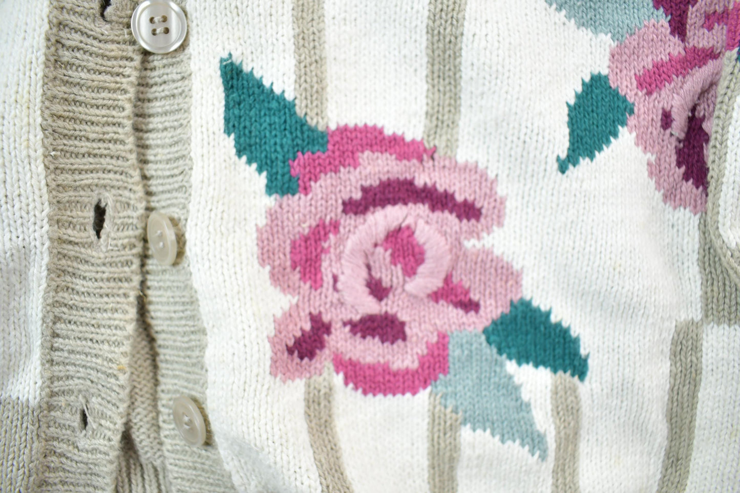 Vintage 1990s Floral Knit Cardigan Sweater Women's L from propervintagecanada