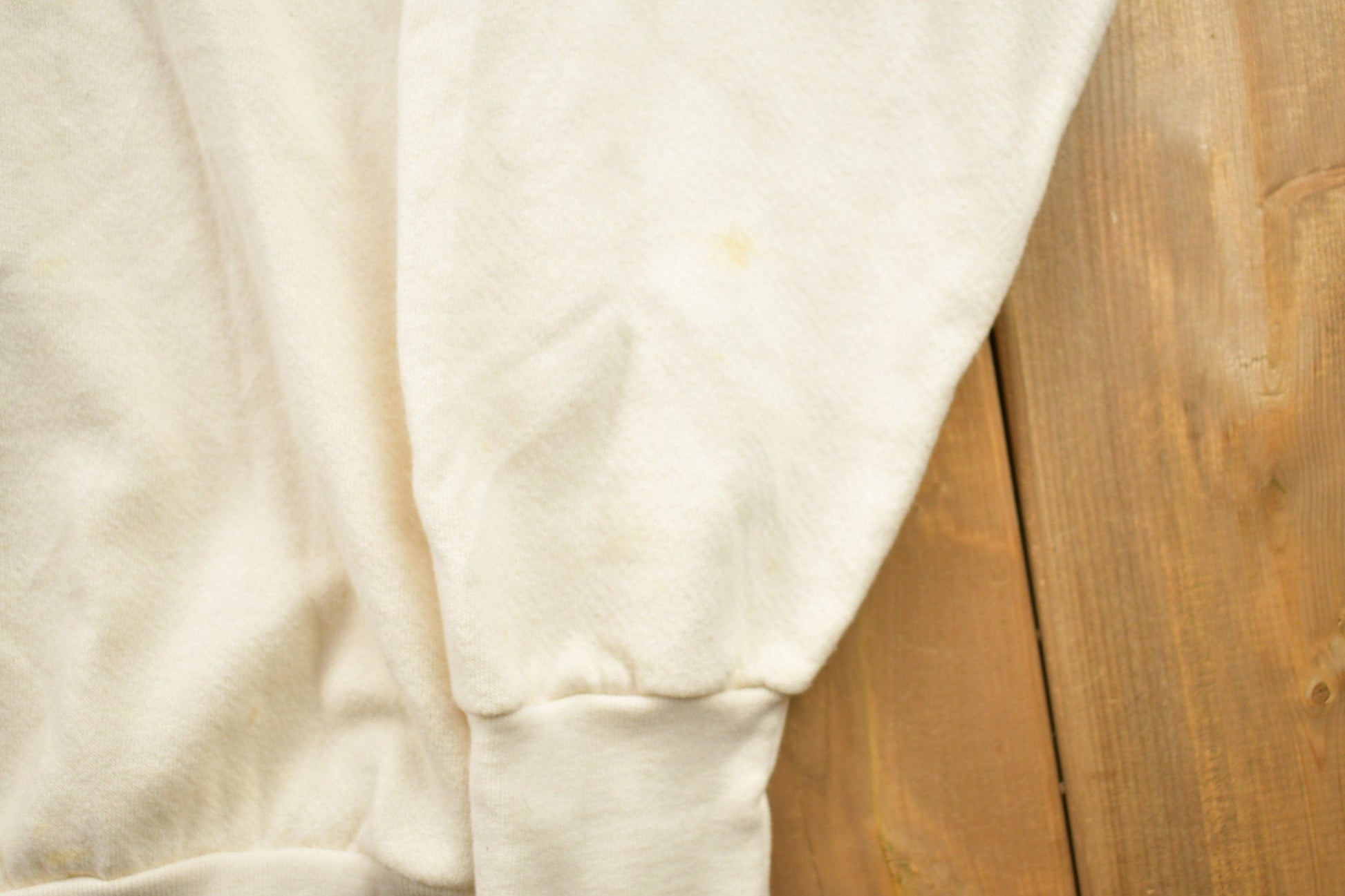 Vintage 1990s Floral Theme Crewneck Sweater Men's Large from propervintagecanada