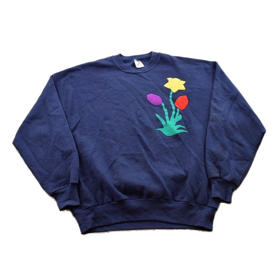 Vintage 1990s Floral Theme Crewneck Sweater Men's Medium from propervintagecanada