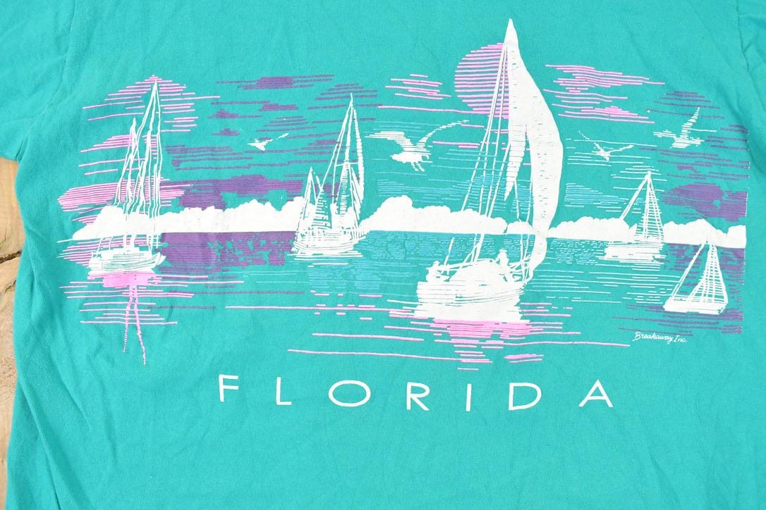 Vintage 1990s Florida Sailboats Souvenir Travel T-Shirt Men's M / Destination Shirt / 90s Single Stitch Graphic Tee / Made in USA from propervintagecanada