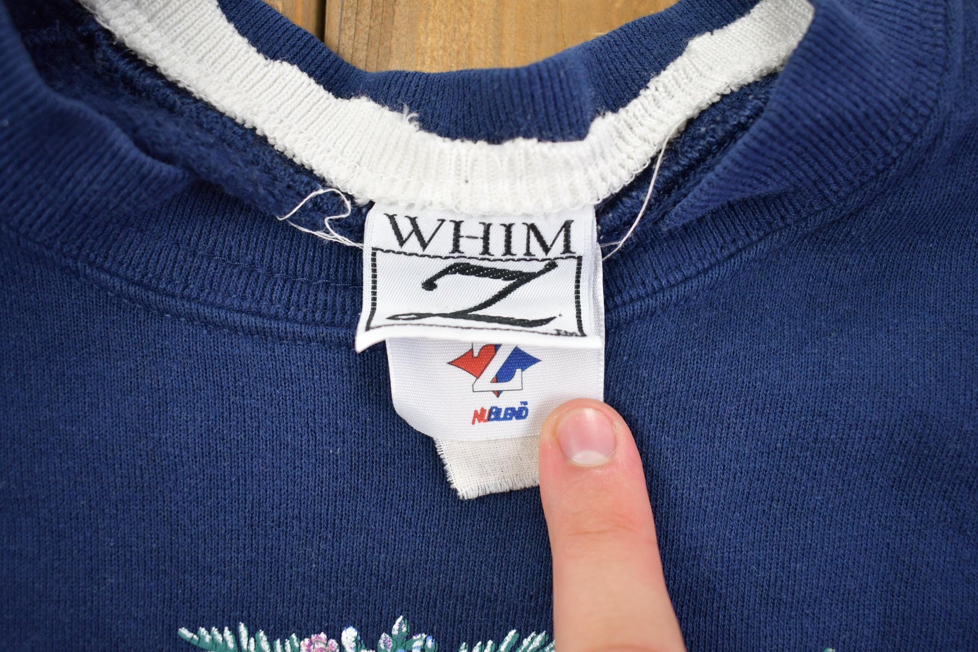 Vintage 1990s Flower Print Cute Grandma Style Crewneck Sweater Men's S from propervintagecanada