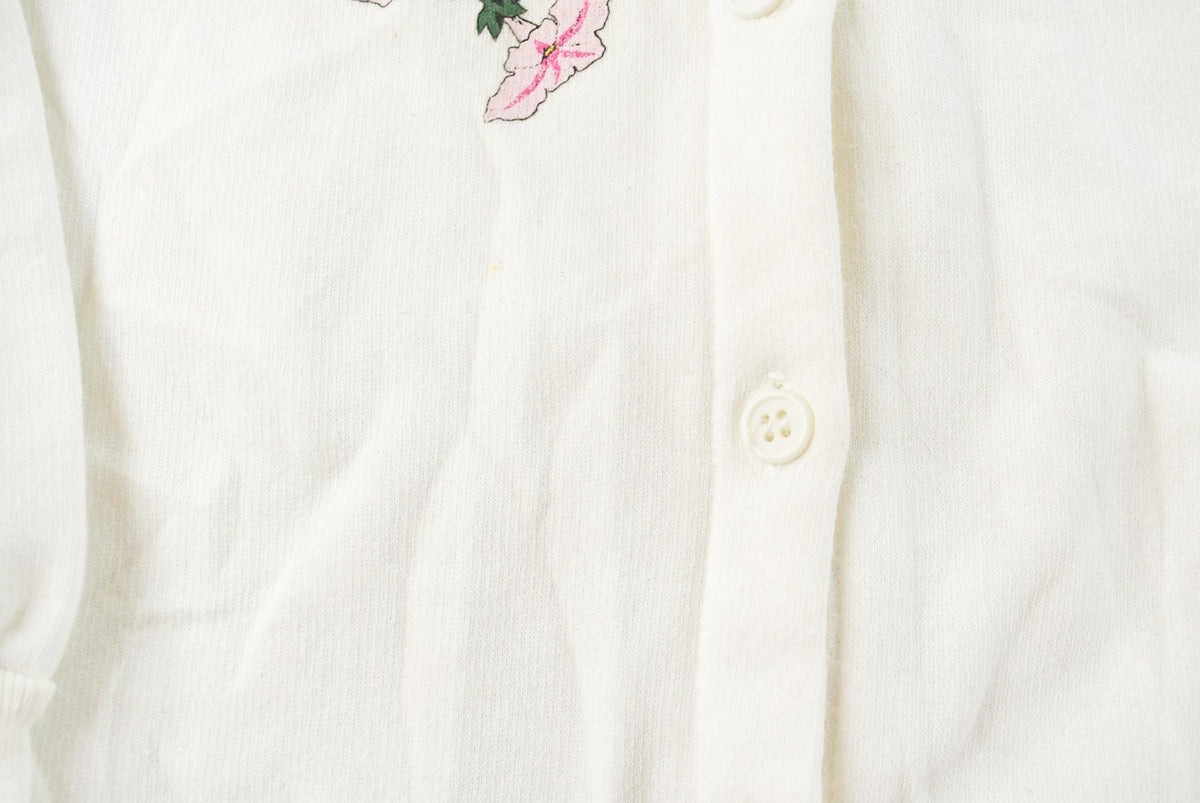 Vintage 1990s Flowers Graphic Cardigan Sweatshirt Women's XL from propervintagecanada