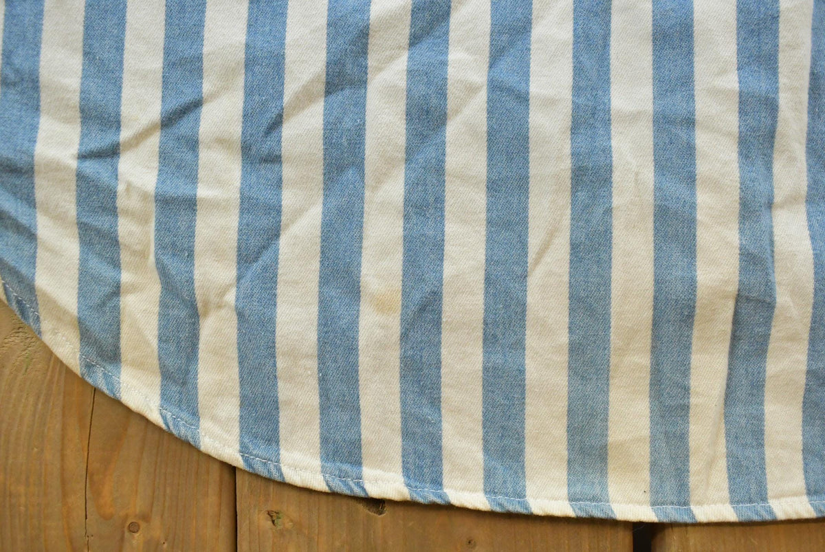 Vintage 1990s Fluid Blues Striped Flannel Hooded Button Up Shirt Mens XL from propervintagecanada