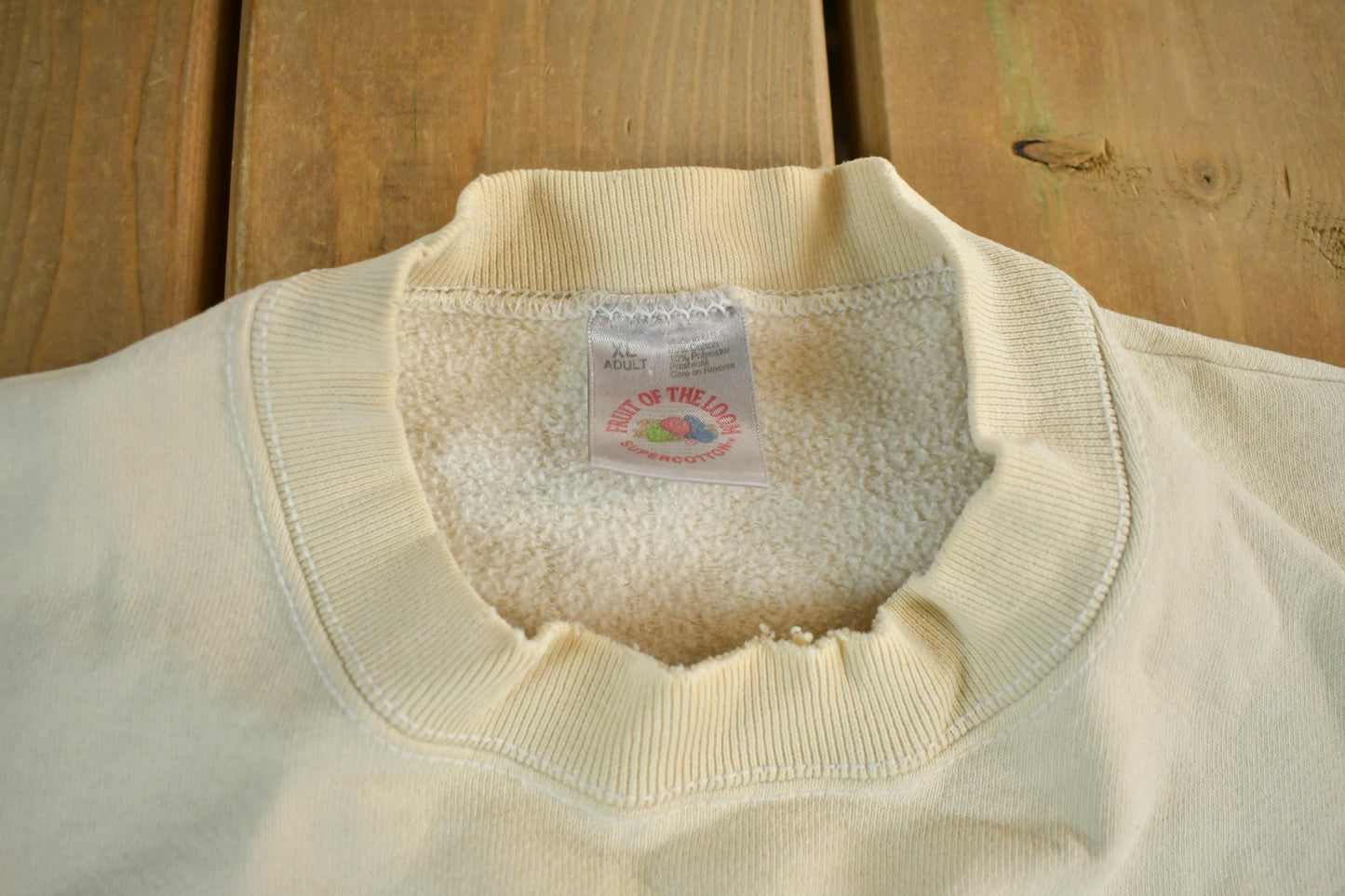 Vintage 1990s Flying Beaver Bar Grill Crewneck Sweatshirt Mens XL from propervintagecanada