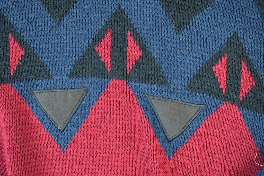 Vintage 1990s Forsyth Tradition Leather Patch Knit Abstract Pattern Crewneck Sweater Made In 90s Crewneck Men's L from propervintagecanada
