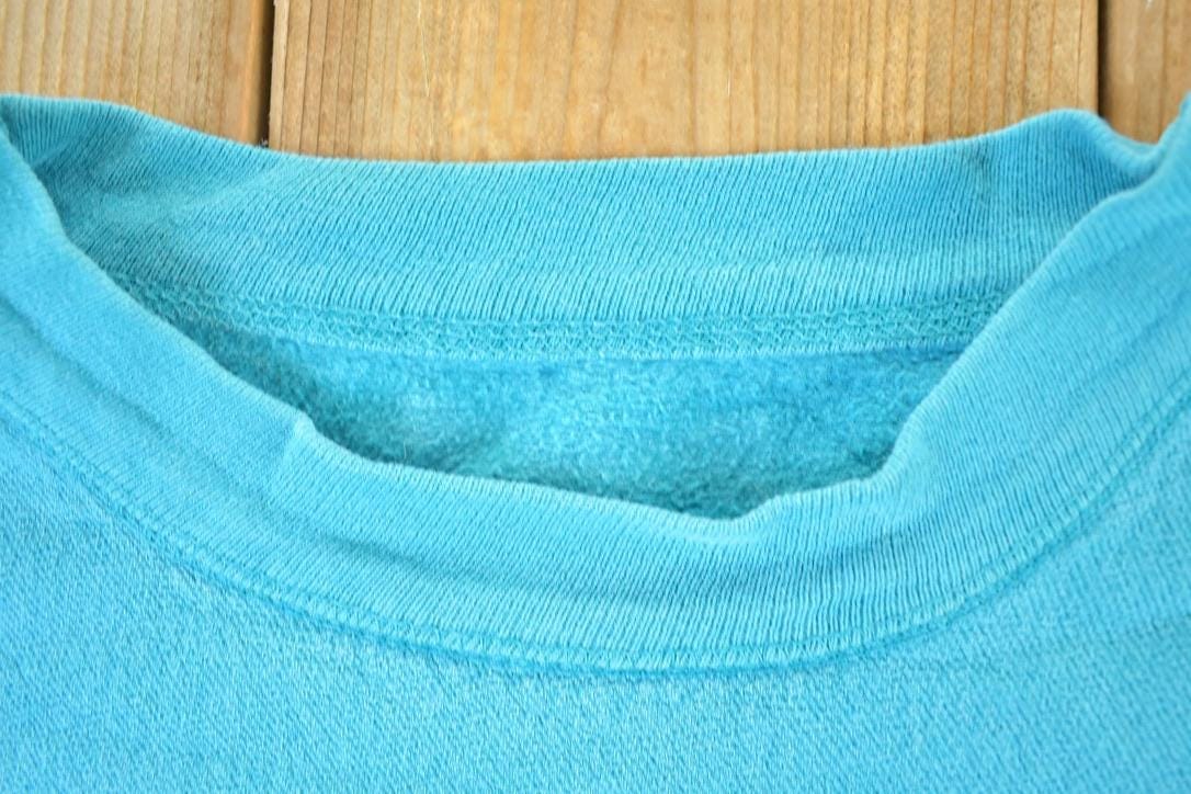 Vintage 1990s French Flowers Crewneck Sweatshirt Womens XL from propervintagecanada