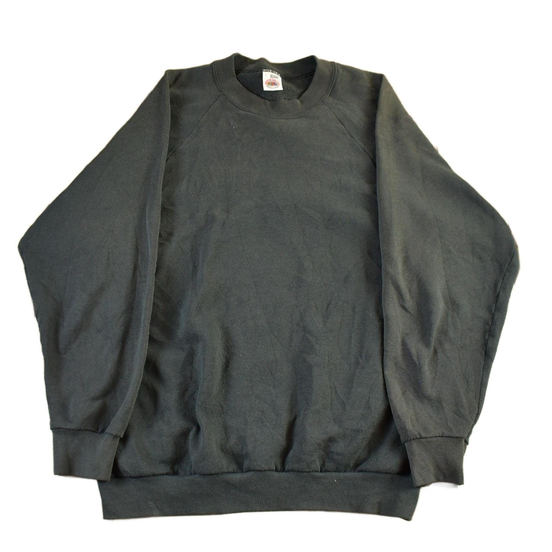 Vintage 1990s Fruit of the Loom Black Crewneck Sweatshirt Men's Large from propervintagecanada