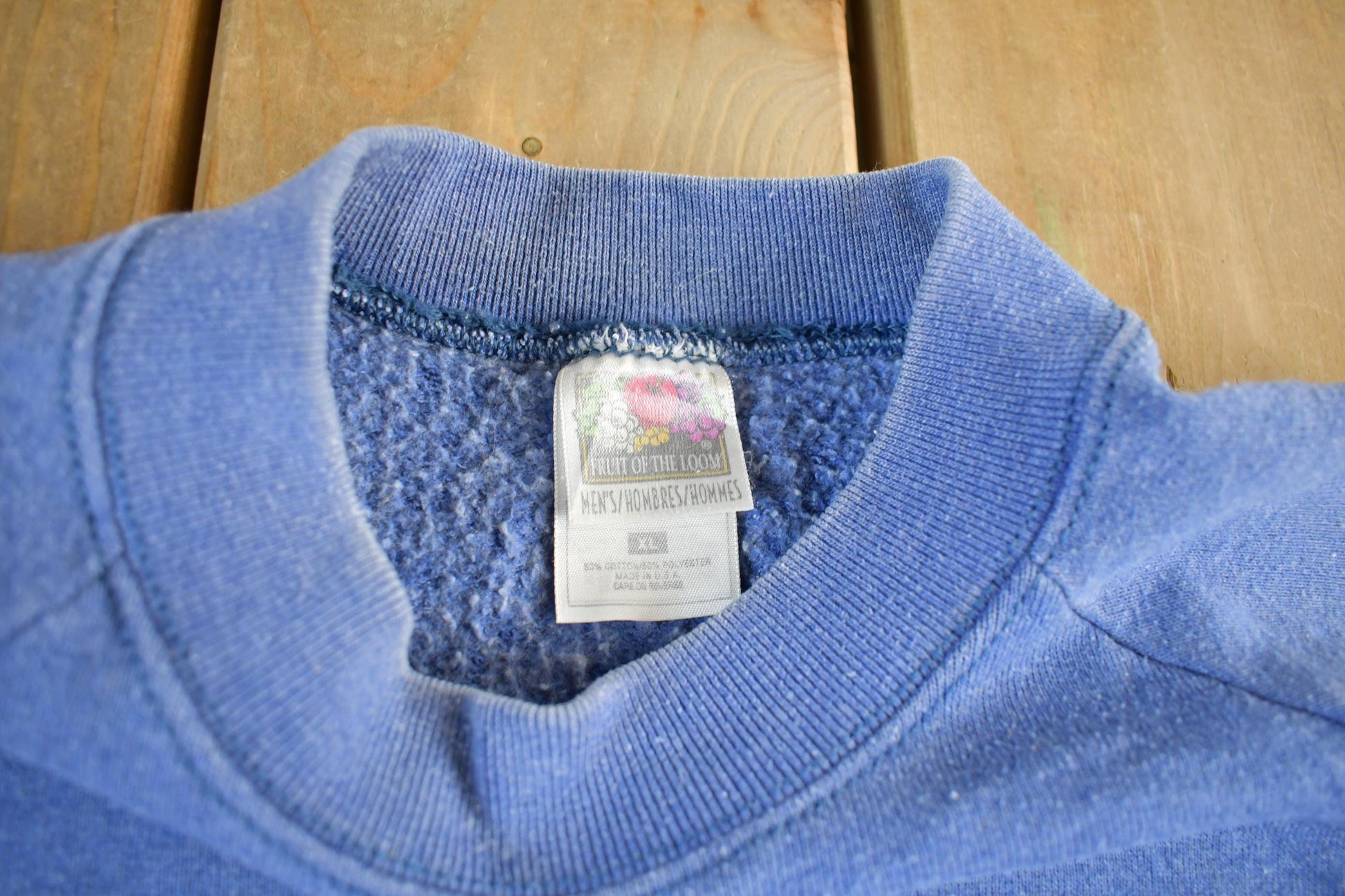 Vintage 1990s Fruit Of The Loom Blank Crewneck Sweatshirt Men's XL from propervintagecanada