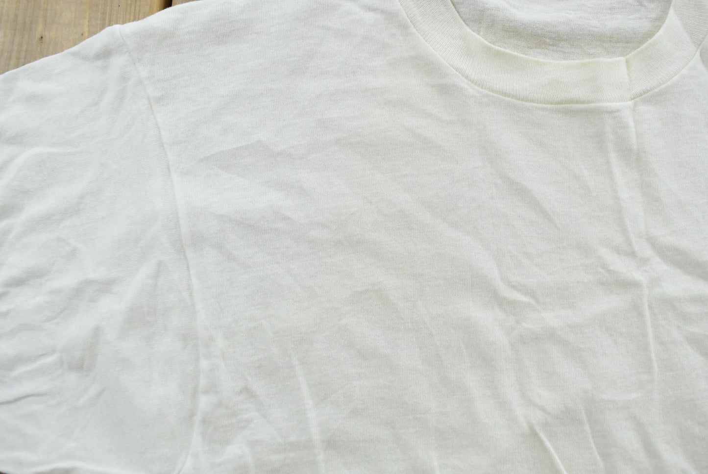 Vintage 1990s Fruit Of The Loom Blank White T-Shirt S from propervintagecanada