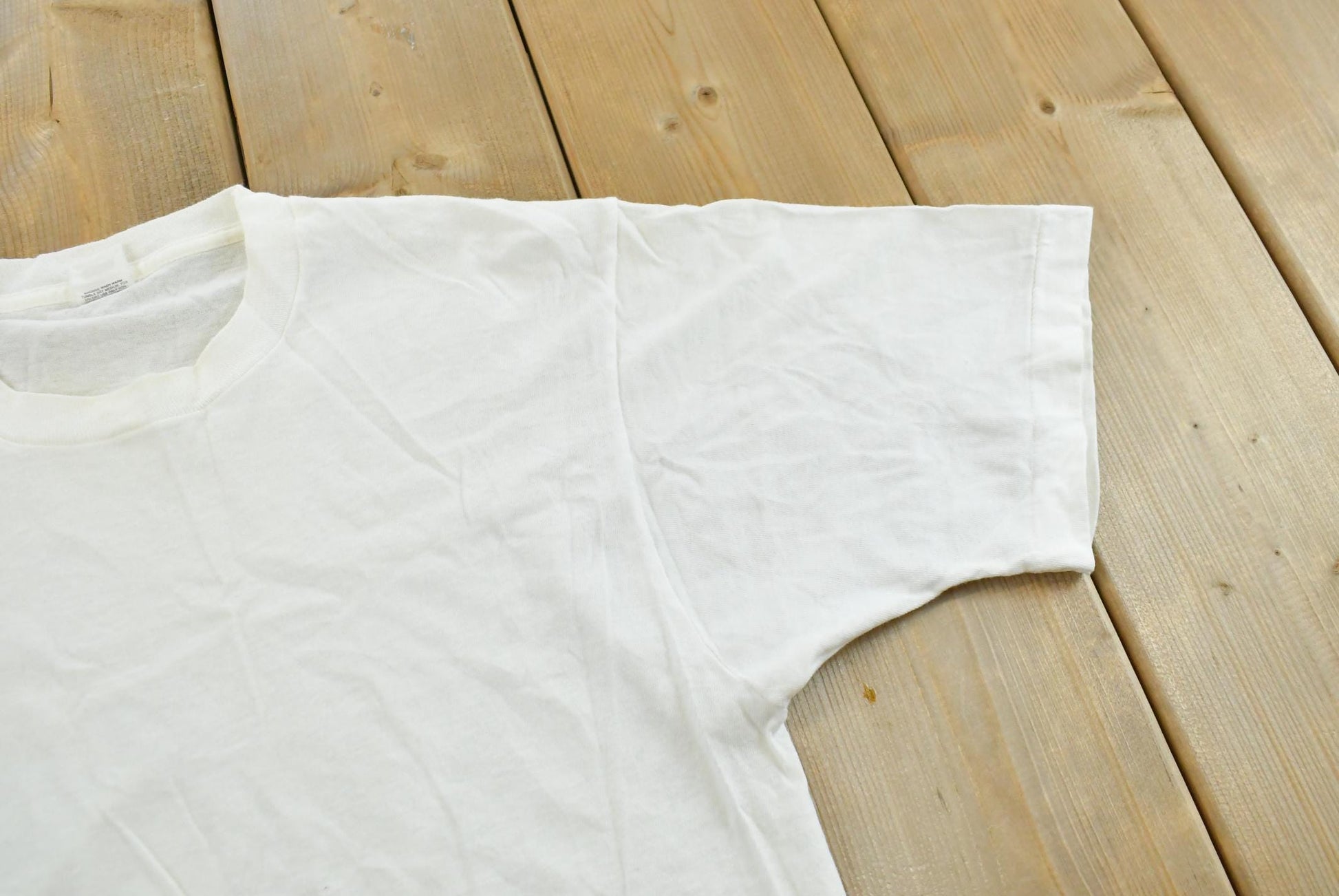 Vintage 1990s Fruit Of The Loom Blank White T-Shirt S from propervintagecanada
