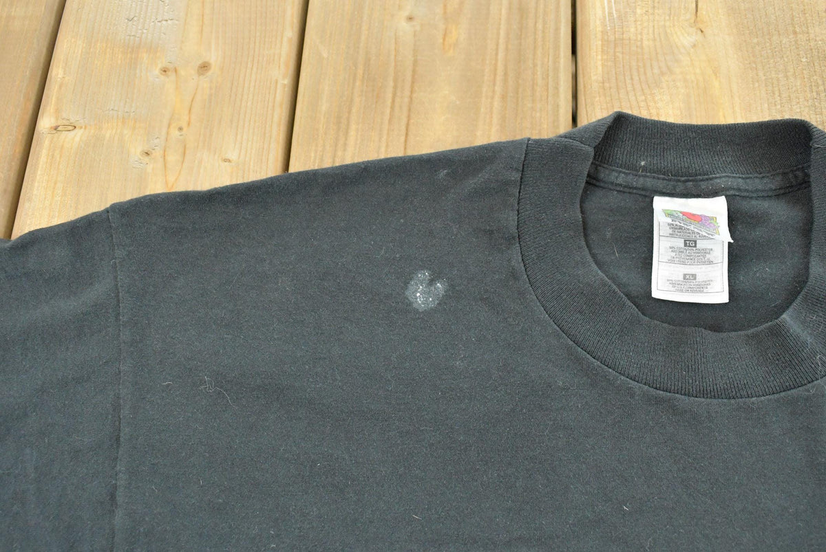 Vintage 1990s Fruit of the Loom Dragon Gate Souvenir T-Shirt Men's XL from propervintagecanada
