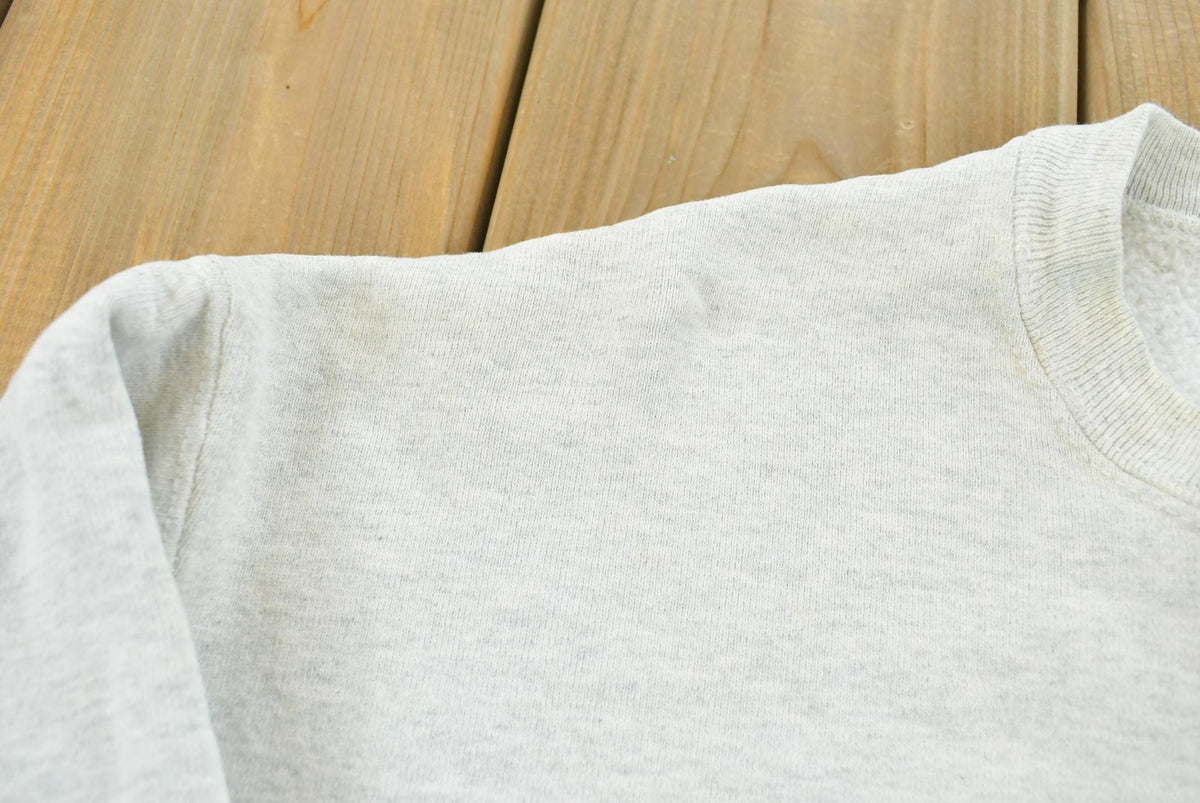 Vintage 1990s Fruit of the Loom Supercotton Vermont Souvenir Crewneck Cropped Sweatshirt Mens L from propervintagecanada