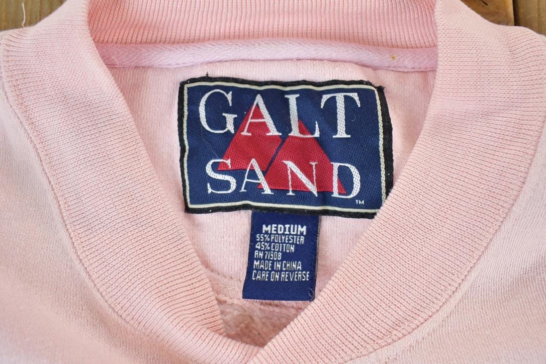 Vintage 1990s Galt Sand Polar Bear Embroidered Heavyweight Souvenir Crewneck Sweatshirt Women's M from propervintagecanada