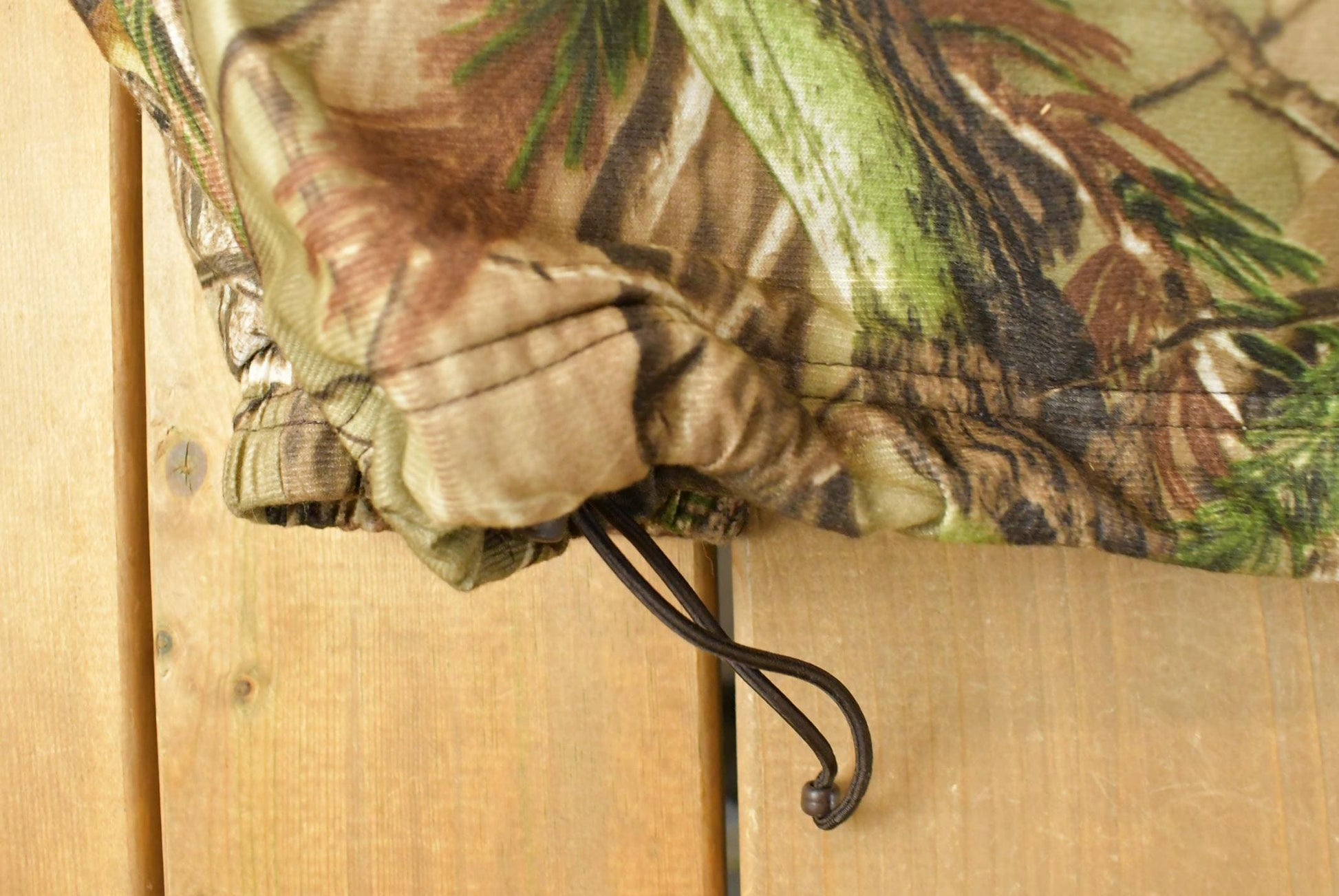 Vintage 1990s Gamehide Tree Camo Full Zip Hunting Jacket Men's 4X / Outdoors Hunting Gear / Outdoorsman / Hooded Jacket from propervintagecanada