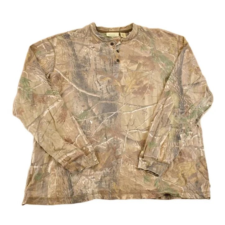 Vintage 1990s Gander Realtree Camo Quarter Button Crew Neck Shirt Mens XL from propervintagecanada