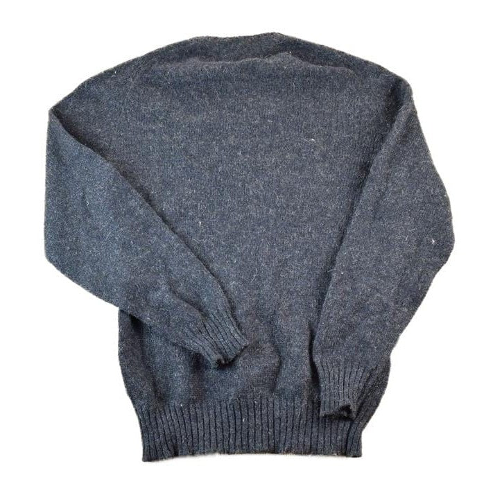 Vintage 1990s GAP 100% Wool Knit Sweater Men's M from propervintagecanada