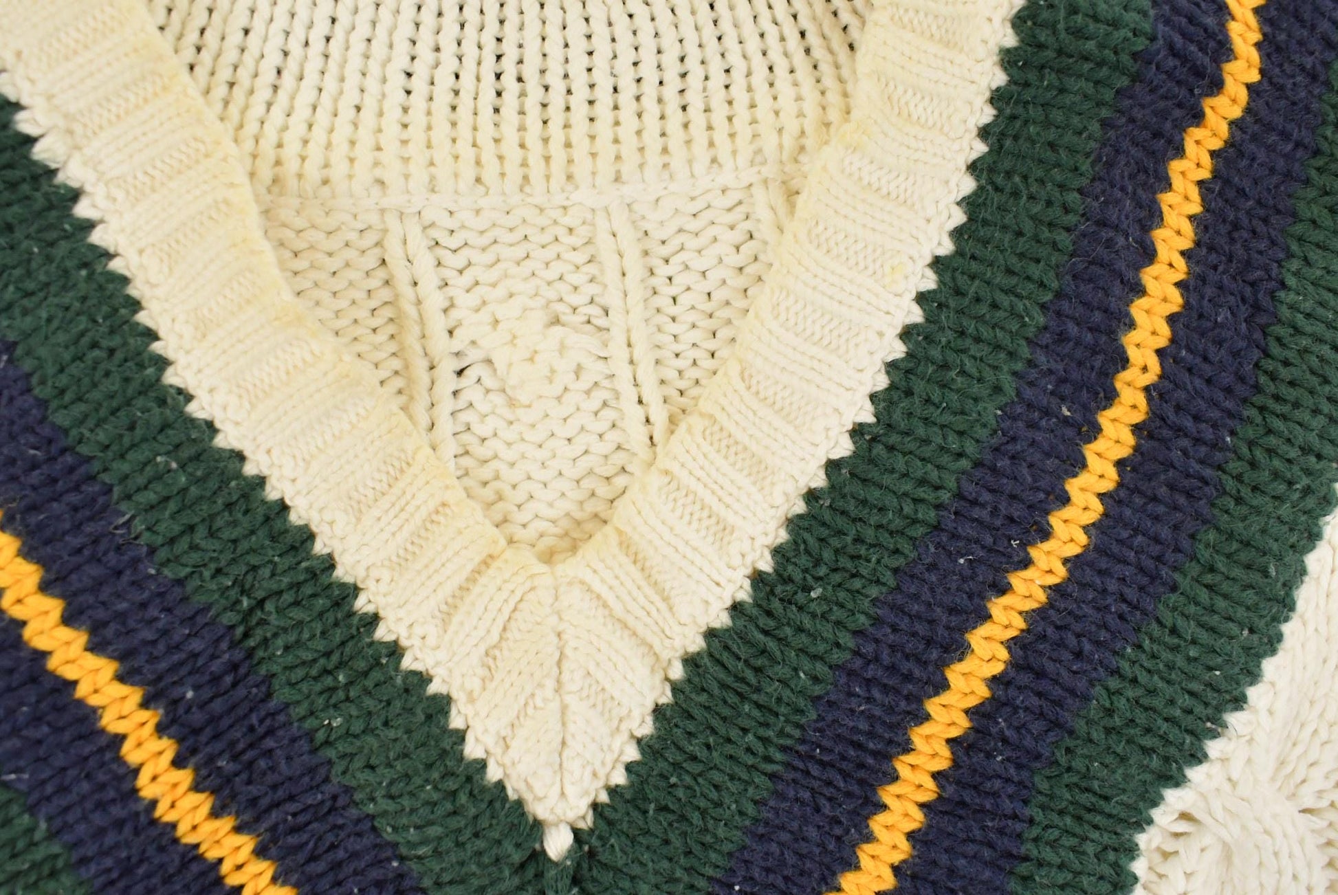 Vintage 1990s Gap Cable Knit V Neck Cricket Sweater Men's Medium from propervintagecanada