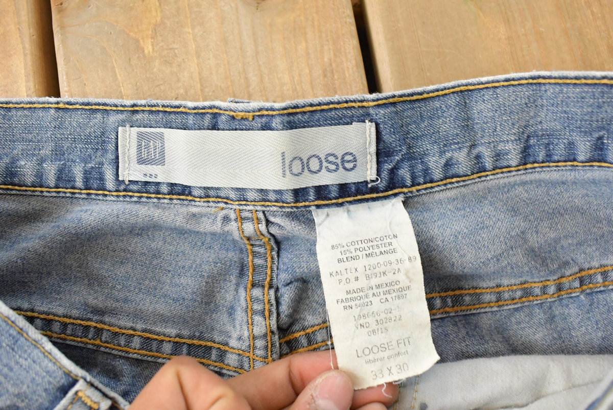 Vintage 1990s Gap Loose Fit Denim Jeans Men's 33 x 30 from propervintagecanada