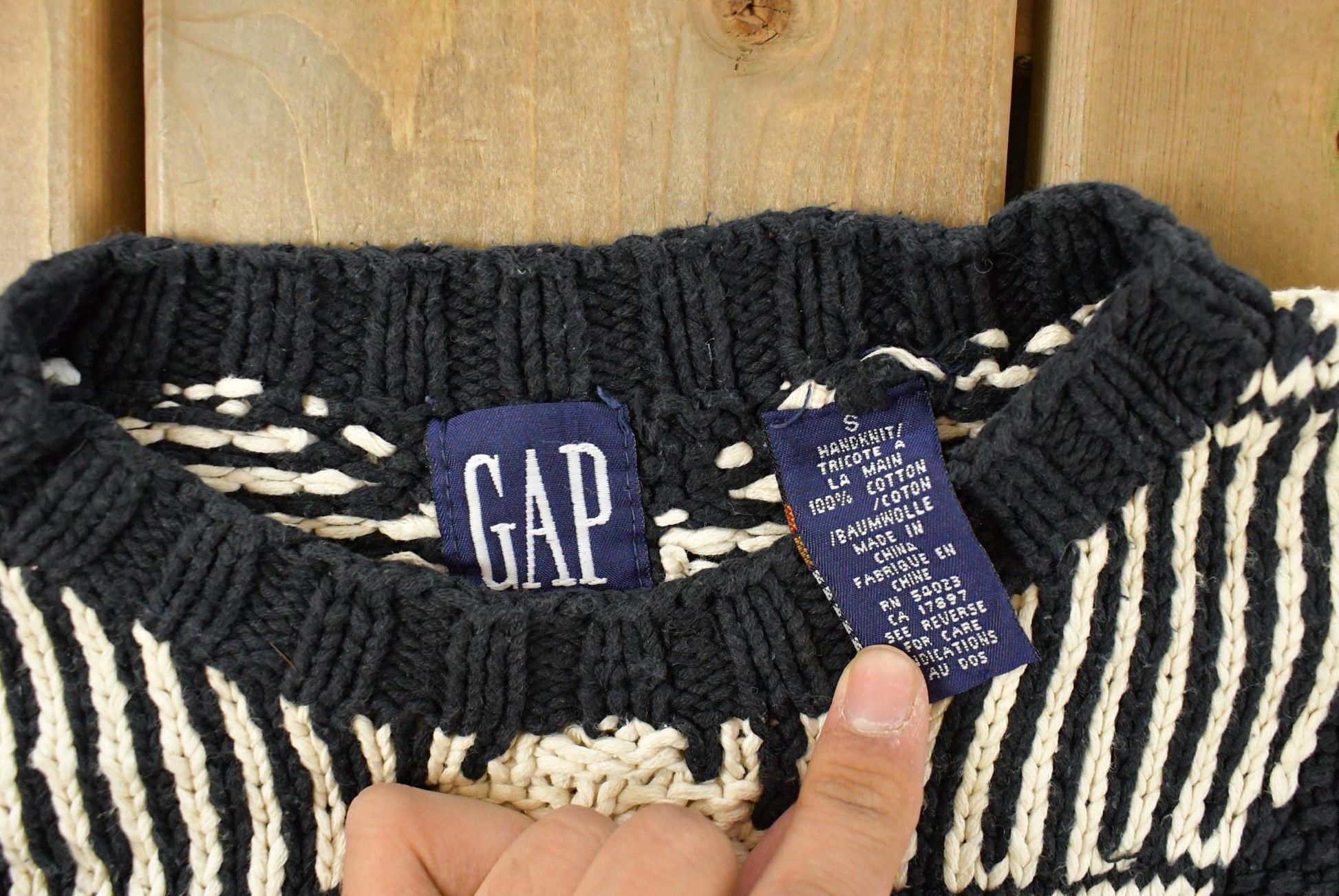 Vintage 1990s Gap Pattern Hand Knit Sweater Women's S from propervintagecanada