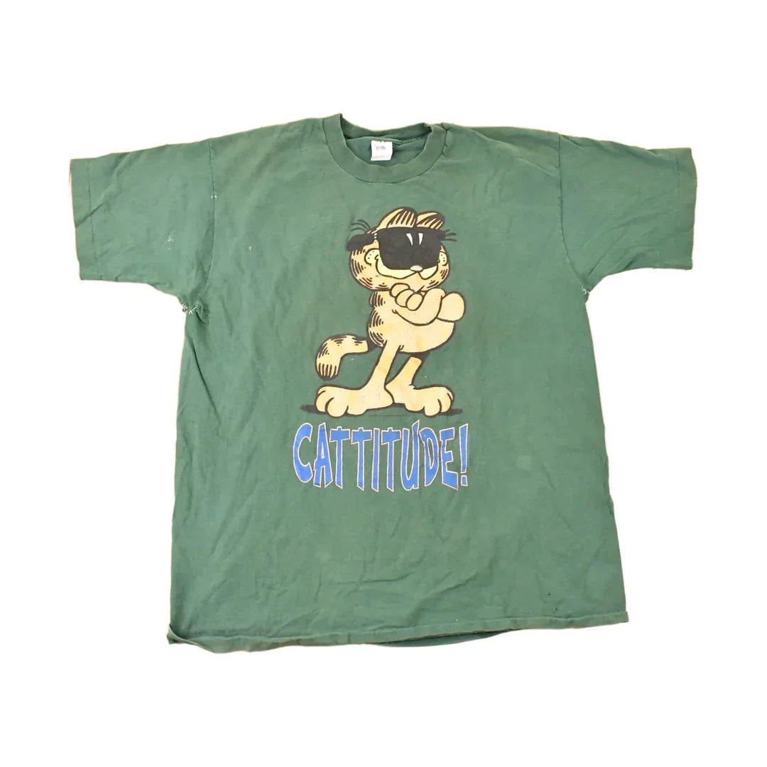 Vintage 1990s Garfield Cattitude Cartoon Souvenir T-Shirt Men's L from propervintagecanada