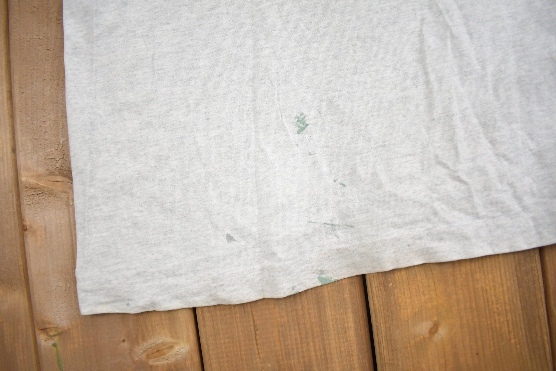 Vintage 1990s Gaspille Pas L'eau Bois D'La Biere Graphic T Shirt Men's XL from propervintagecanada