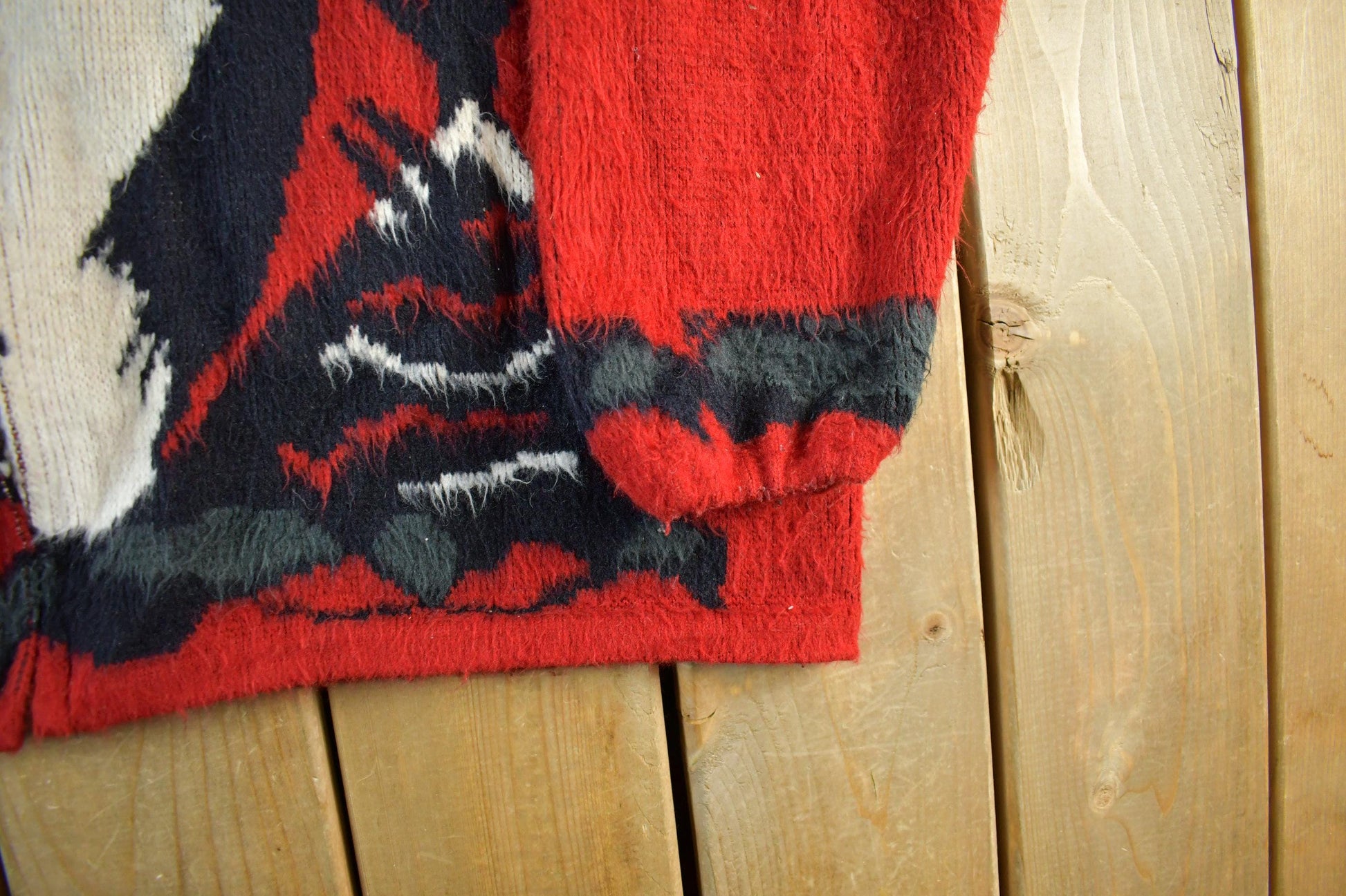 Vintage 1990s Genesis Wolf Ecuadorian Wool Knit Full Zip Hooded Sweater Men's XL from propervintagecanada